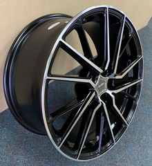 18" Velsen Wheel 582-M 🌟 18X8 +38 5X114.3 🌟 C.B-73.1 Gloss Black & Machined Rim