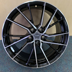 18" Velsen Wheel 582-M 🌟 18X8 +38 5X114.3 🌟 C.B-73.1 Gloss Black & Machined Rim